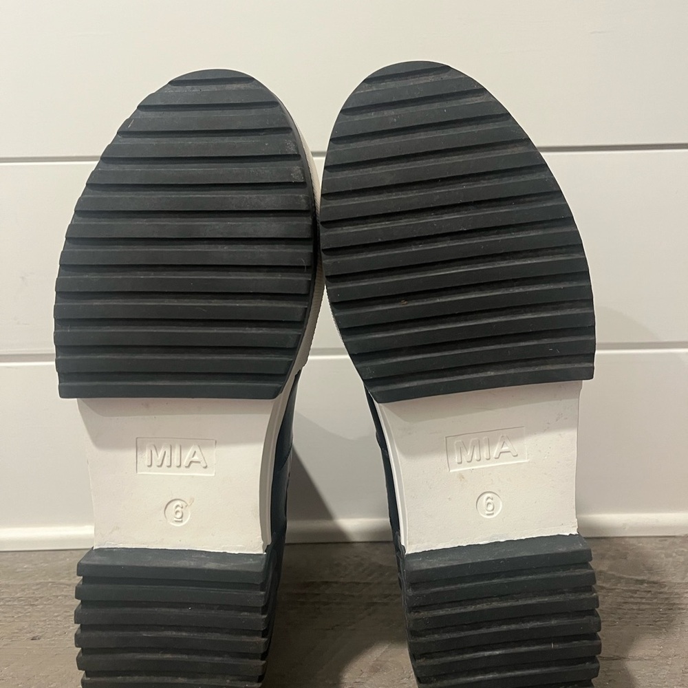 MIA Alexander Black and White Platform Ankle Boots Size 6 - Picture 6 of 7
